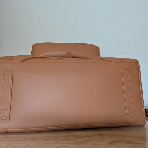 NEW Monos Metro Weekend Travel Bag in Saddle Tan Includes Add Ons! - Picture 8 of 10